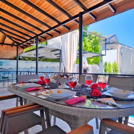 Ciftlikkoey 3 Bedroom With Private Pool *