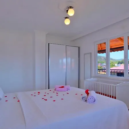 Ciftlikkoey 3 Bedroom With Private Pool *