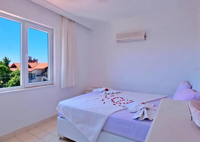 Ciftlikkoey 3 Bedroom With Private Pool Vilă