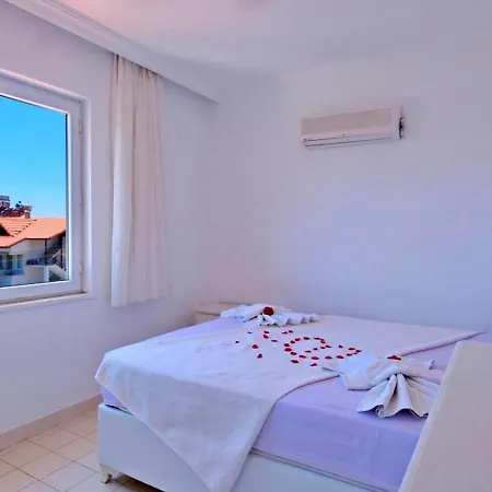 Ciftlikkoey 3 Bedroom With Private Pool 빌라